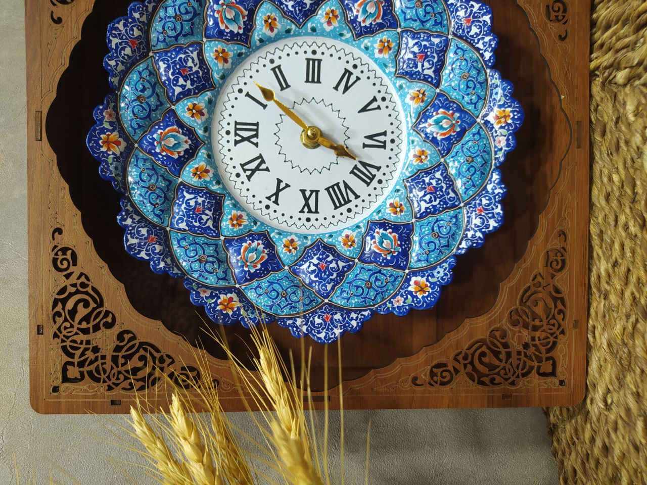 ساعت میناکاری نقاشی سنتی 